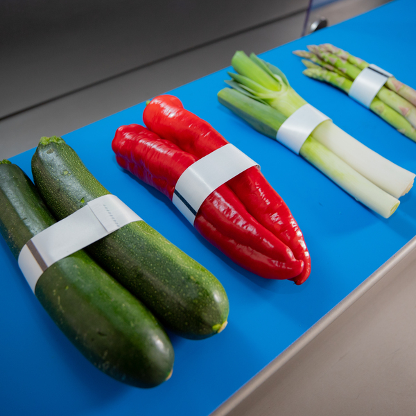 The weighing and banding machine can process a wide variety of fresh produce - square image
