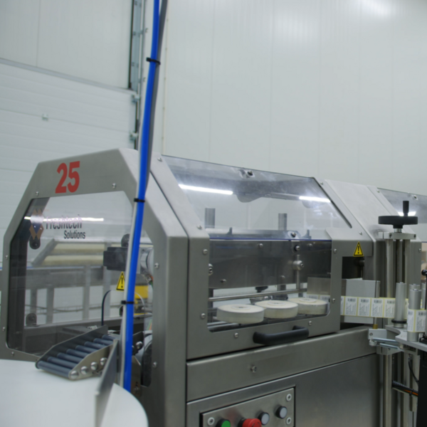 Informatieve labeling met de deksel vouw en seal lijn van Freshtech Solutions - vierkante afbeelding
